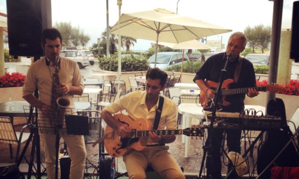 Live concert trio summer 2013 Davide Galanti guitar Matteo Villa sax Live concert trio summer 2013 Davide Galanti guitar Matteo Villa sax